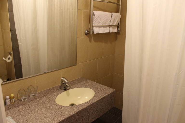 Bathroom 3, Druzhba, Vyborgskiy rayon