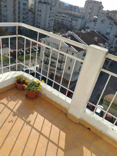 Others 5, City Center Apartment