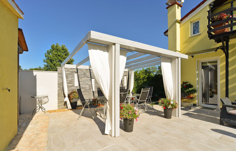 Exterior & Views 2, House 1044, Svetvinčenat