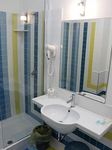 Bathroom 5, Giulivo Hotel & Village, Caserta