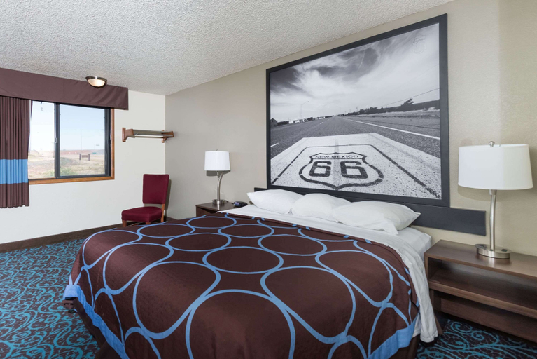 Bedroom 3, Super 8 by Wyndham Tucumcari, Quay