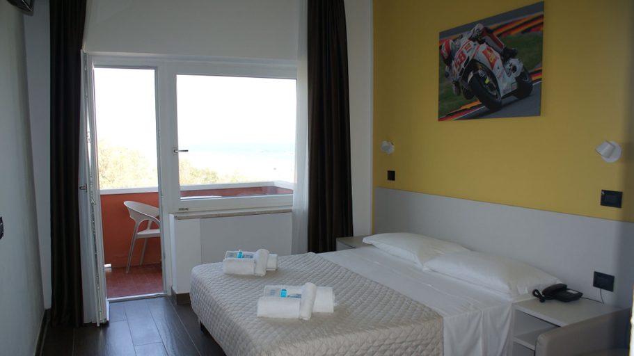 Bedroom 2, Hotel Palazzo Caveja, Rimini