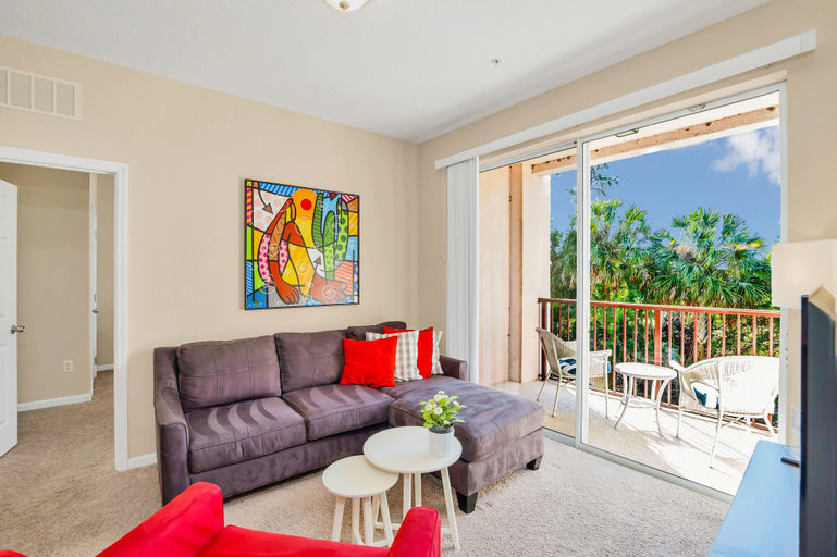 Others 5, 4024 Breakview Drive #208, Orange