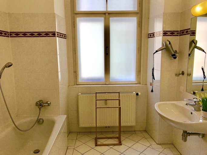 Bathroom, United Homes Apartments Vienna, Wien