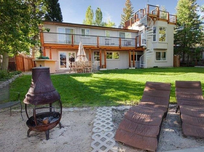 Exterior & Views 2, Mv25: Waterfront Tahoe Keys Home -30 Days Minimum, El Dorado