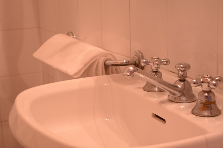 Bathroom 4, Hotel Francesco, Pisa