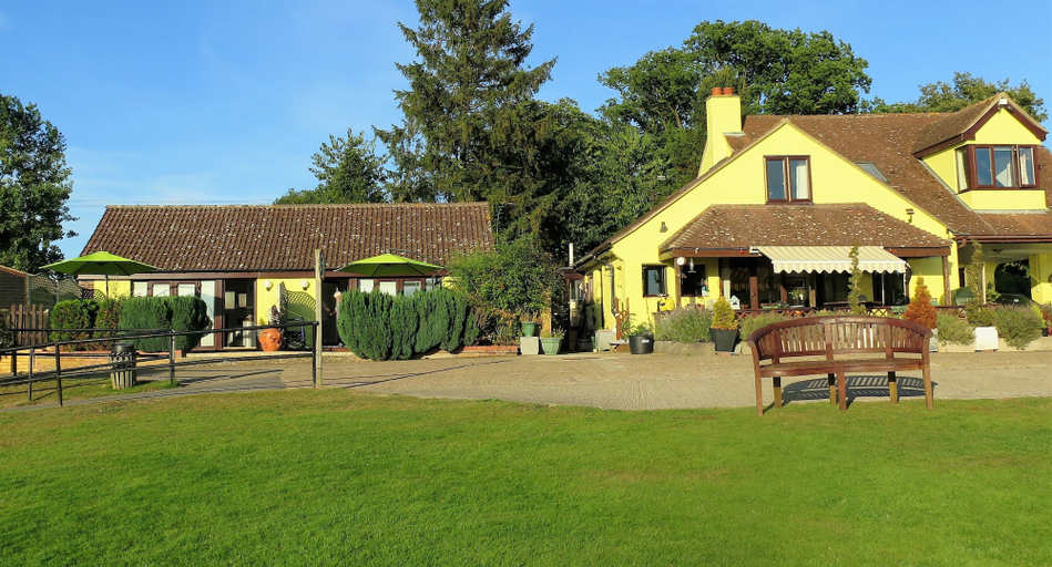 Exterior & Views 2, Gosfield Lake Resort, Essex