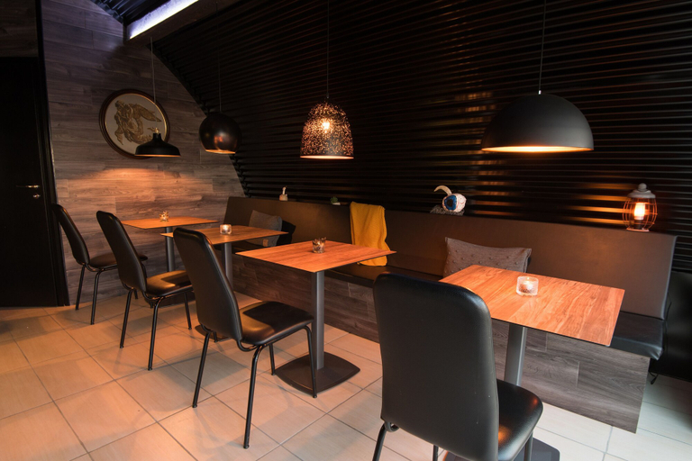 Food & Drinks 4, Dalahyttur, Dalabyggð