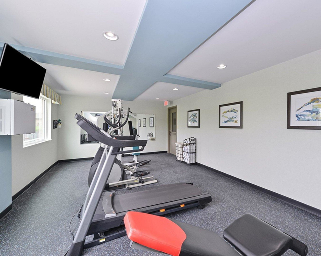 Others 5, Comfort Inn & Suites Springfield I-55, Sangamon