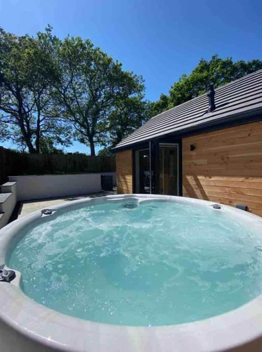 Sport & Beauty, Pine Cottage, Pembrokeshire
