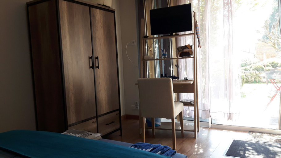 Bedroom 4, Chambres d'hôtes Le Clos Sainte Léa, Vendée