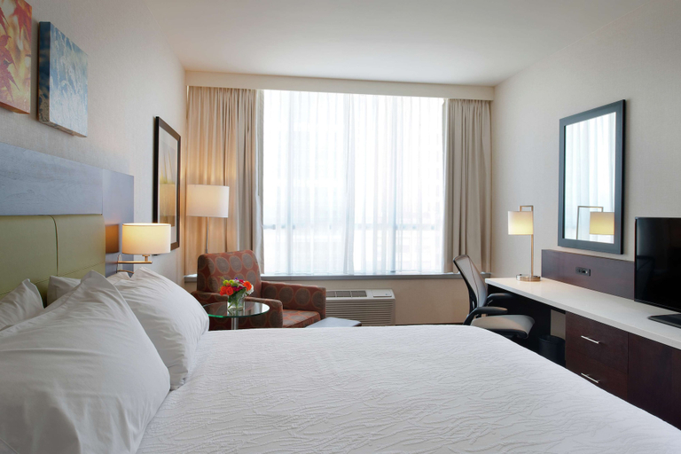 Bedroom 4, Hilton Garden Inn Pittsburgh Downtown, Allegheny