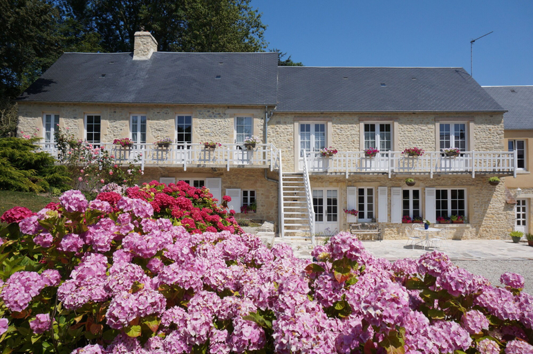 Exterior & Views 2, B&B Le Clos Saint-Jean - Omaha Beach, Calvados