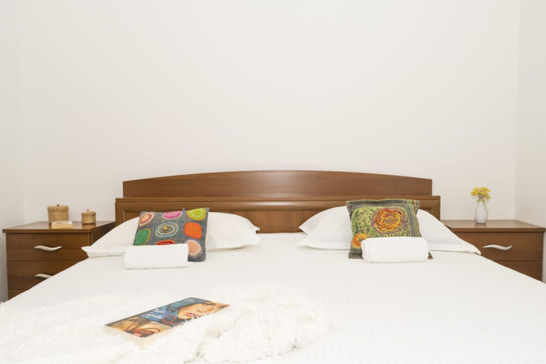Bedroom 3, Spacious Apt. With Magnificent sea View & Balcony, Dugi Rat