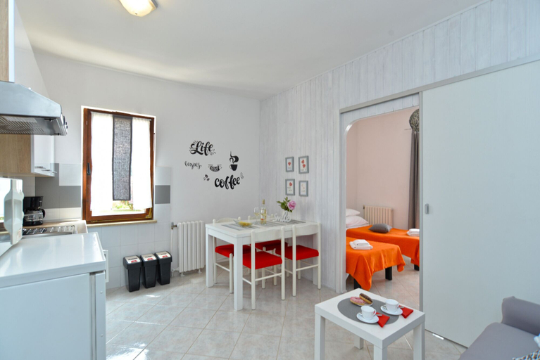 Others 5, Apartments Maria 1021, Vodnjan