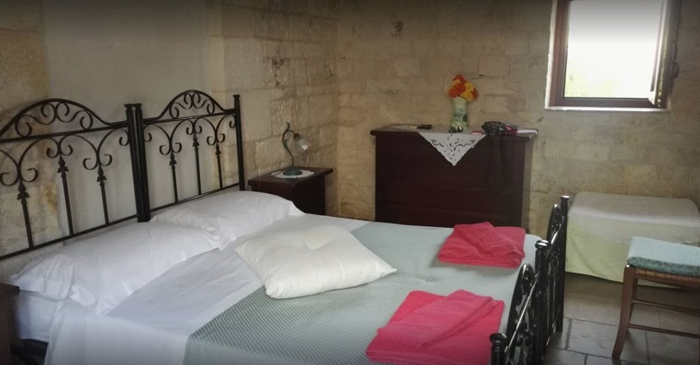 Bedroom 3, Masseria Morrone, Brindisi