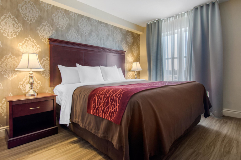 Bedroom 4, Comfort Inn & Suites Levis / Rive Sud Quebec city, Les Chutes-de-la-Chaudière
