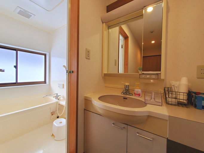 Bathroom 3, Villa Mon Repos, Myōkō