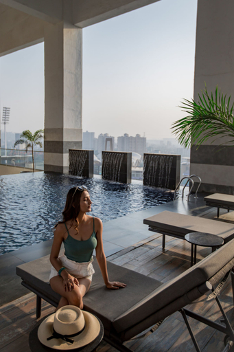 Sport & Beauty 2, Courtyard By Marriott Navi Mumbai, Thane