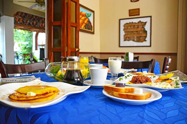 Food & Drinks 5, Hotel Los Balcones Leon, León