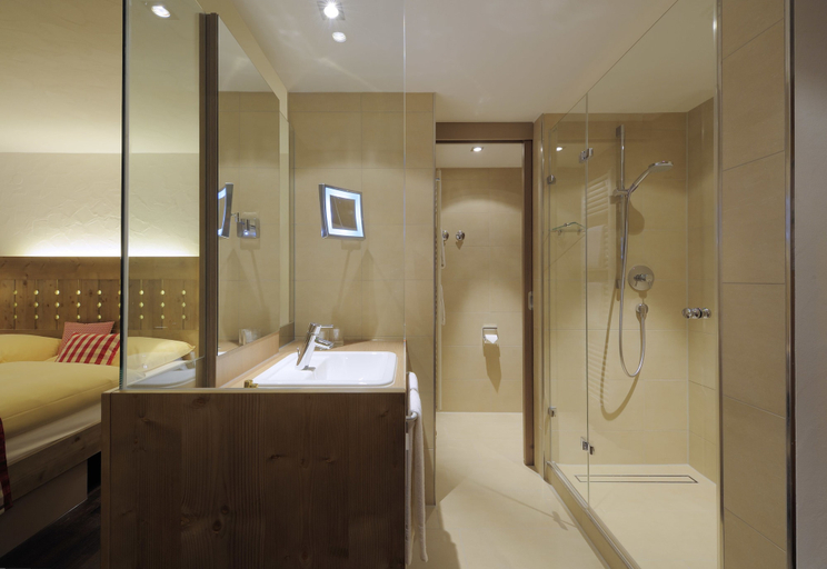 Bathroom 3, Boutique-Hotel Alemannenhof, Breisgau-Hochschwarzwald