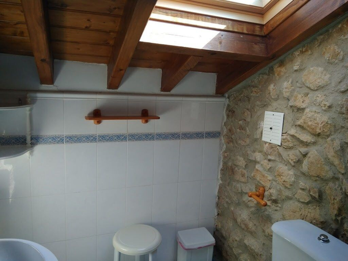 Bathroom, Casa Albertino, Cantabria