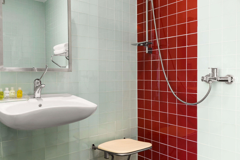 Bathroom 5, Ramada Encore by Wyndham Istanbul Kartal, Pendik