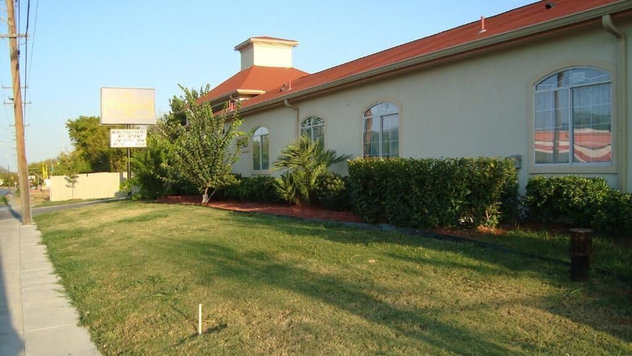 Others 5, Winnquest Inn Near Ft. Sam Houston, Bexar