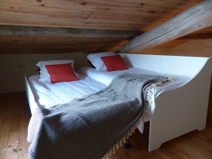 Bedroom 4, Tête à l'air, Charente-Maritime