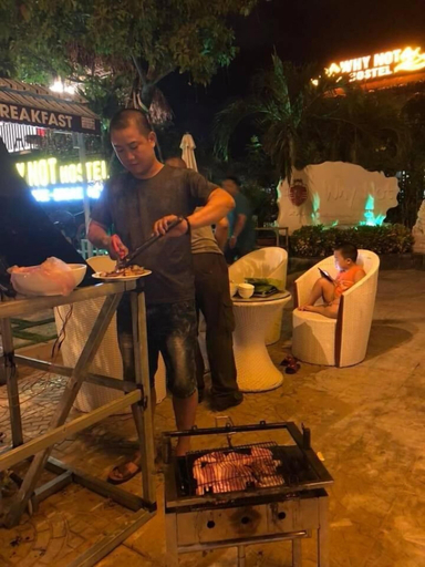 Food & Drinks 5, Why Not Hostel, Đồng Hới