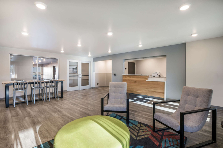 Others 5, WoodSpring Suites Gurnee - Chicago, Lake