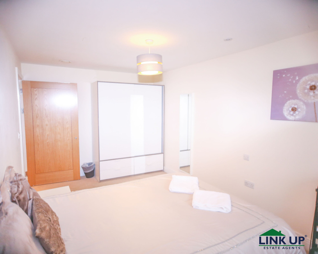 Bedroom 2, Garden Court, London