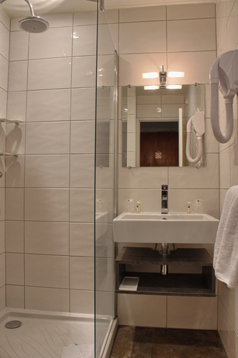 Bathroom 4, Timhotel Boulogne Rives de Seine, Hauts-de-Seine