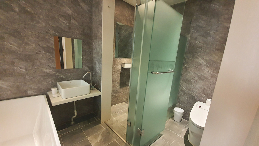 Bathroom 4, Benikea Yangsan Hotel, Yangsan