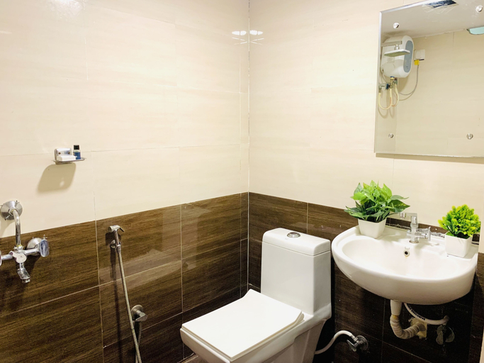 Bathroom 5, Hotel Oak by signature Airport Zone, Ranga Reddy