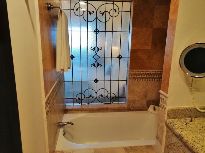 Bathroom 3, Las Villas Hotel & Golf by Estrella del Mar, Mazatlán