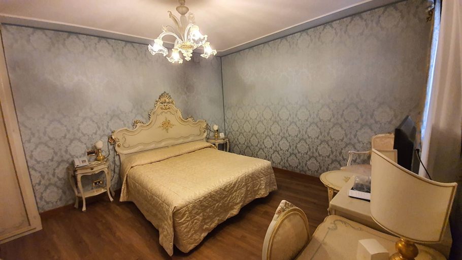 Bedroom 2, Hotel Carlton on the Grand Canal, Venezia