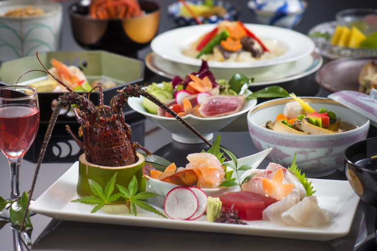 Food & Drinks 5, Hotel Shima Spain Mura, Shima