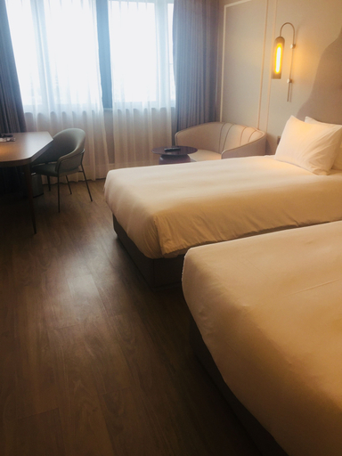 Bedroom 2, Mercure Shanghai Hongqiao SOHO, Shanghai