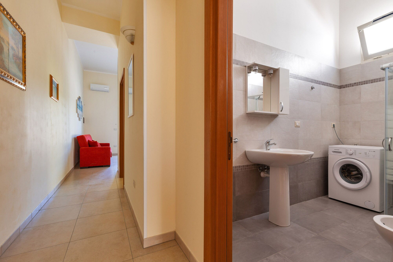 Bathroom 3, 2033 Villetta Josè, Lecce