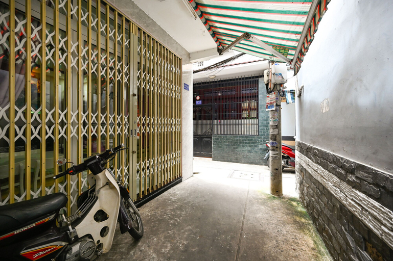 Exterior & Views 2, Huyen House, District 1