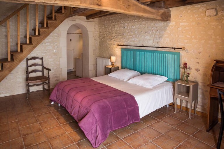 Bedroom 5, Tête à l'air, Charente-Maritime