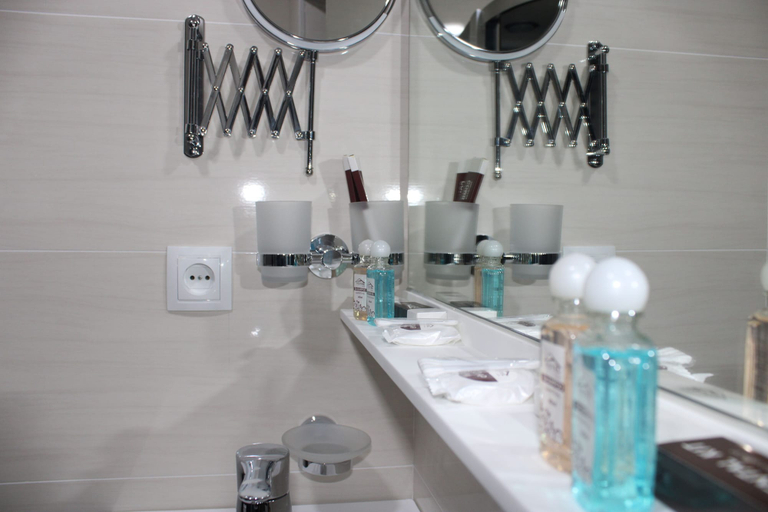 Bathroom 3, ZARAFSHAN GRAND HOTEL, Navbahor