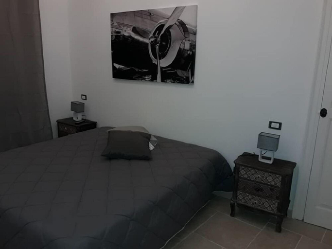 Bedroom 4, B&B Saffi, Barletta-Andria-Trani