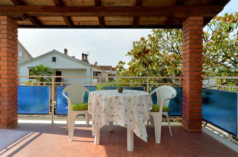 Others 5, Apartment 1648, Poreč