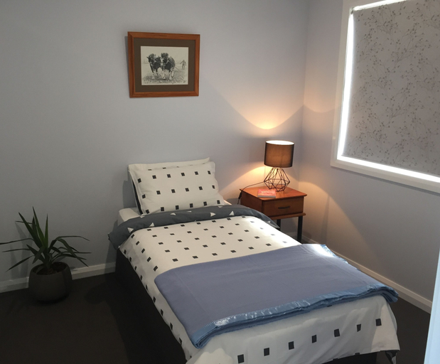 Bedroom 3, Manna Hill Farm, Kentish
