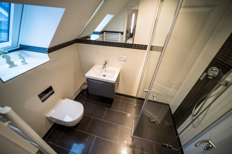 Bathroom, Lichtmeer, Nordfriesland