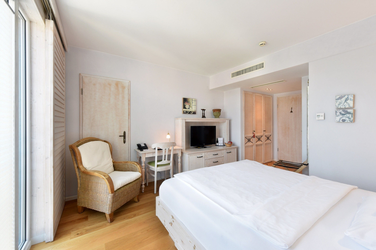 Bedroom 3, Hotel Hirschen, Freiburg im Breisgau