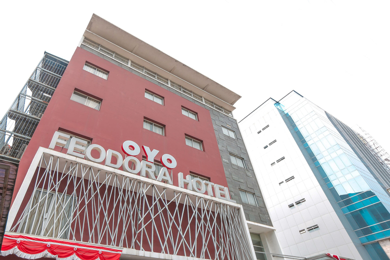 Exterior & Views 2, Hotel Feodora Grogol, West Jakarta