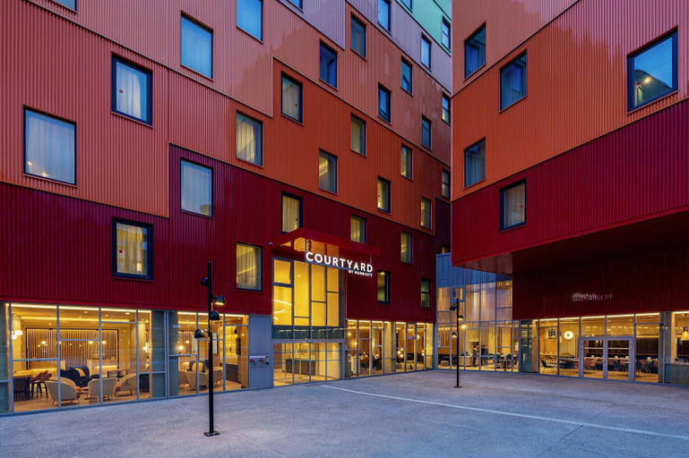 Exterior & Views 2, Courtyard by Marriott Paris Charles de Gaulle Central Airport, Val-d'Oise